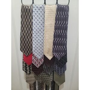 Brand Name Silk Neckties , Lot of 16 Men's Ties, Multi Colored Wear Or Crafts